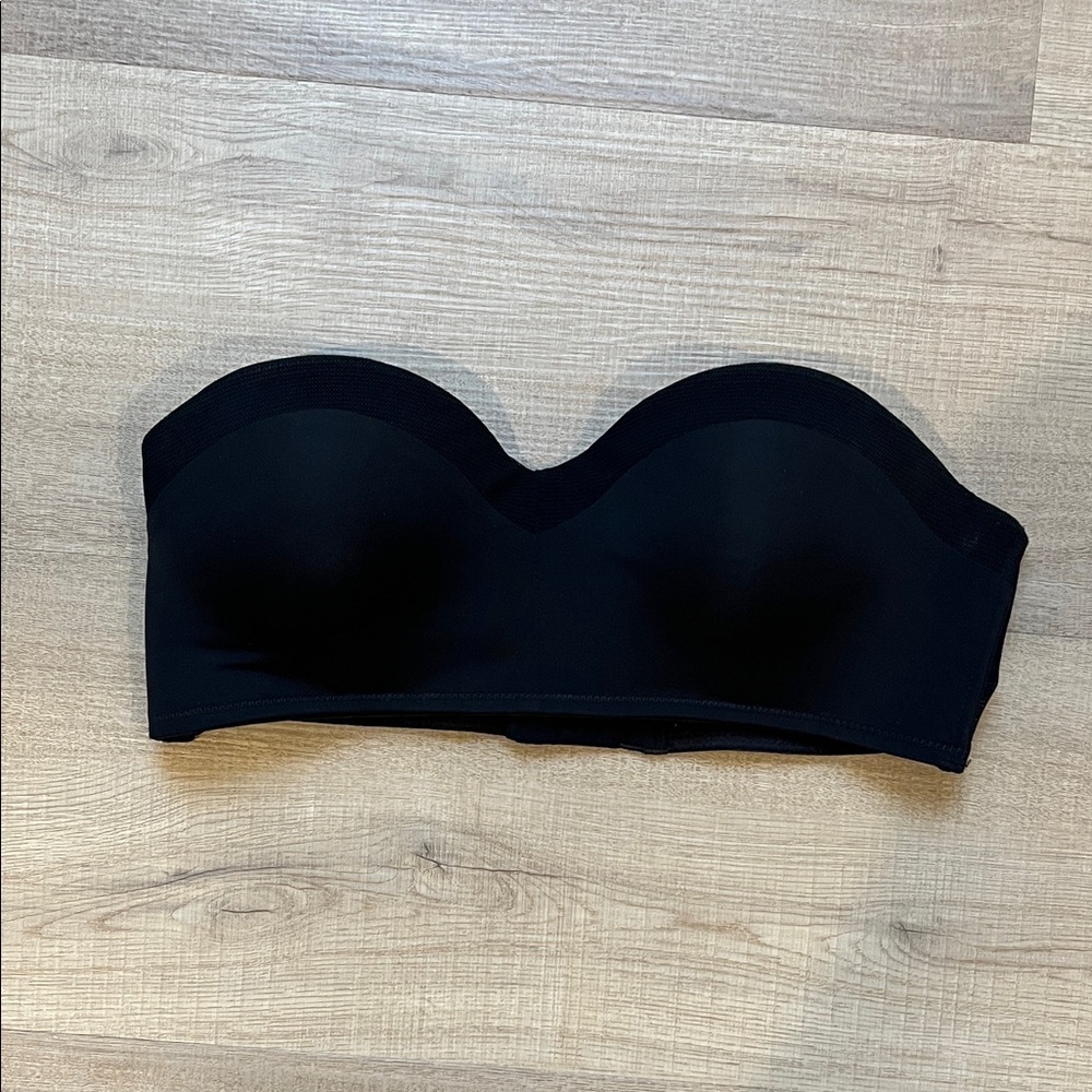 Lively Black Strapless Bandeau